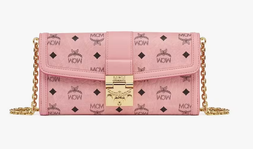MCM Tracy Portemonnaie mit Kettenriemen in Visetos Soft Pinke