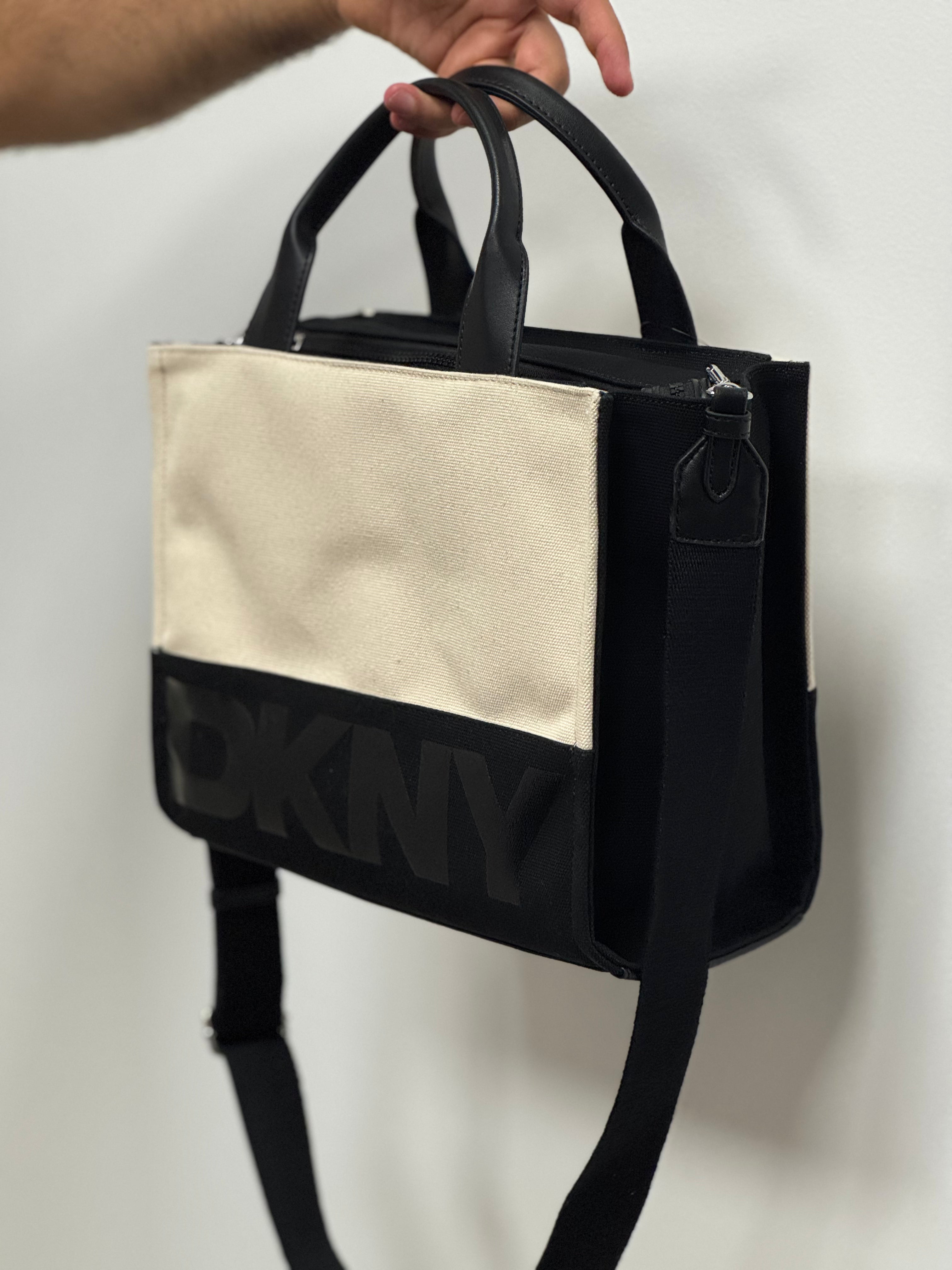 DKNY Damen-Umhängetasche in Schwarz-Weiß – Urbaner New Yorker Style